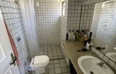 Imagem: O apartamento possui 4 Dormitórios, 4 Banheiros, 3 Vagas na