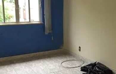 Imagem: O apartamento possui 3 Dormitórios, 1 Banheiro, 1 Vaga na garagem