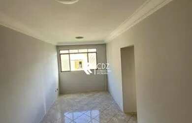 Imagem: O apartamento possui 3 Dormitórios, 1 Banheiro, 1 Vaga na garagem