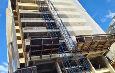 Imagem: O apartamento possui 2 Dormitórios, 2 Banheiros, 1 Vaga na