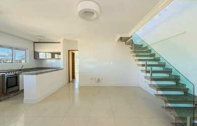 Imagem: O apartamento na cobertura possui 3 Dormitórios, 2 Banheiros