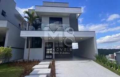 Imagem: A casa em condomínio possui 3 Dormitórios, 3 Banheiros, 255m²