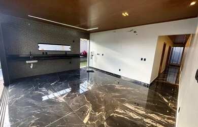 Imagem 4: Oportunidade Lagarto. Churrasqueira, 120m² de Área, 4 Vagas na garageme3...