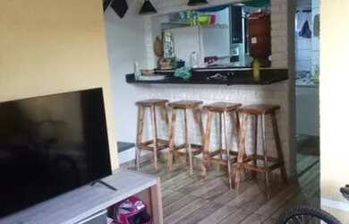 Imagem: O apartamento possui 2 Dormitórios, 1 Banheiro e 1 Vaga na