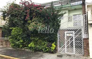 Imagem: A casa possui 4 Dormitórios, 5 Banheiros, 4 Vagas na garagem