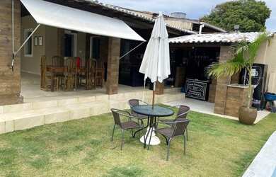 Imagem: A casa em condomínio possui 5 Dormitórios, 5 Banheiros, 5