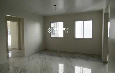 Imagem: O apartamento possui 3 Dormitórios, 1 Banheiro, 2 Vagas na