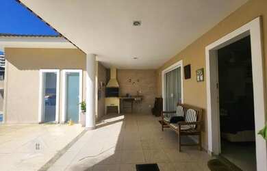 Imagem: Casa triplex para alugar de 5 quartos, 235 m² por R$10.000