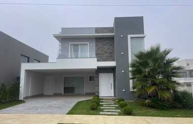 Imagem: A casa em condomínio possui 3 Dormitórios, 3 Banheiros, 4