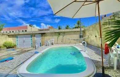 Imagem: A casa possui 2 Dormitórios, 2 Banheiros, 5 Vagas na garagem