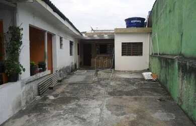 Imagem: O terreno possui 272m² de Área e está localizado em Parque