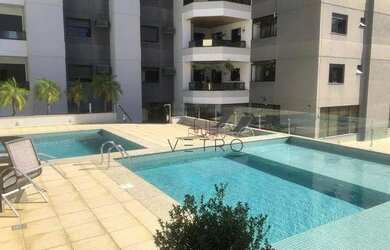 Imagem: O apartamento possui 4 Dormitórios, 4 Banheiros, 4 Vagas na