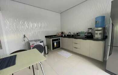 Imagem 4: Alugo casa em Flores. Ar-condicionado, Guarda roupa, 2 Vagas na garageme3...