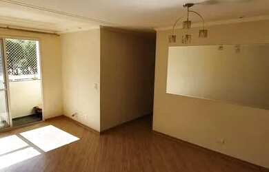 Imagem: O apartamento possui 3 Dormitórios, 1 Banheiro, 2 Vagas na