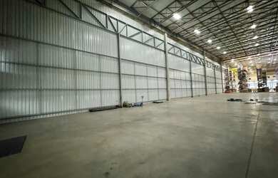 Imagem: O depósito possui 1150m² de Área e está localizado em Pirajá