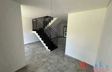 Imagem: A casa em condomínio possui 3 Dormitórios, 5 Banheiros, 2