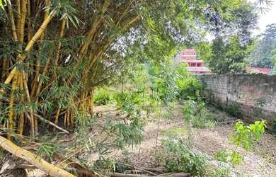 Imagem 2: Terreno à venda com 1619m² , frente para 02 ruas, no bairro Vila Ipê...