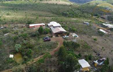 Imagem: O terreno possui 9.000m² de Área e está localizado em Paranoá