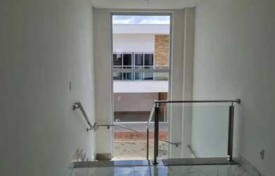 Imagem: A casa possui 3 Dormitórios, 3 Banheiros, 124m² de Área e