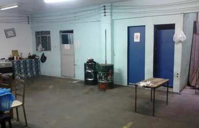 Imagem: O depósito possui 496m² de Área e está localizado em Cidade