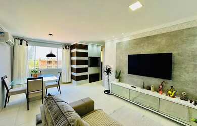 Imagem: O apartamento possui 2 Dormitórios, 2 Banheiros, 1 Vaga na