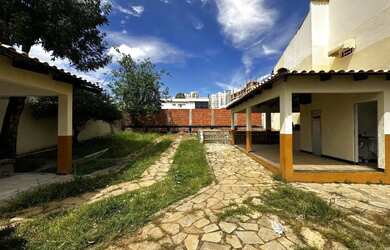 Imagem: O terreno possui 230m² de Área e está localizado em St H