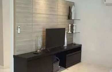 Imagem 2: Apartamento à venda 121 m² 3 suítes Varanda com cortina de vidro