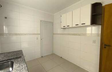 Imagem 8: Casa para aluguel possui 100 metros quadrados com 3 quartos