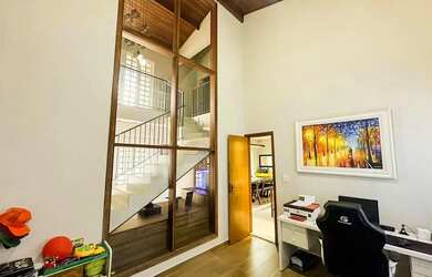 Imagem 13: Casa de condomínio para venda tem 700 metros quadrados com 5 quartos