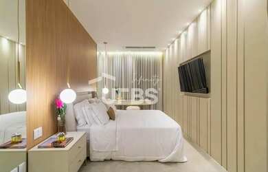 Imagem 13: Legacy City HOme. Piscina, Churrasqueira, VarandaeGuarda roupa