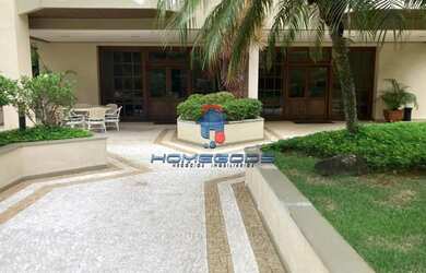 Imagem: O apartamento possui 4 Dormitórios, 3 Banheiros, 180m² de