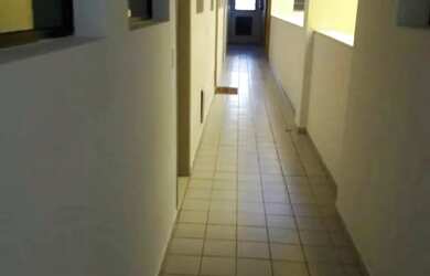 Imagem: O apartamento possui 1 Dormitório, 1 Banheiro, 1 Vaga na garagem