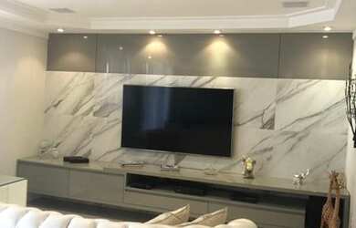 Imagem: A casa em condomínio possui 5 Dormitórios, 4 Banheiros, 3