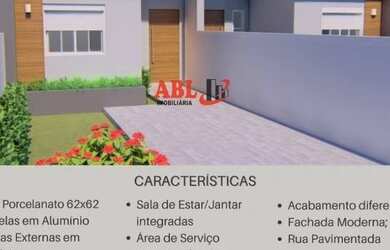 Imagem: A casa possui 2 Dormitórios, 1 Banheiro, 2 Vagas na garagem