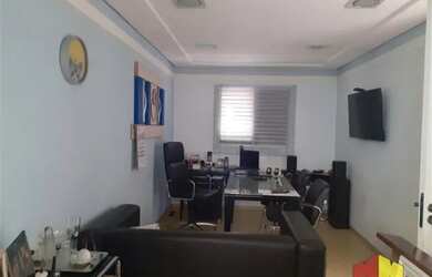 Imagem: O apartamento possui 1 Dormitório, 2 Banheiros, 80m² de Área