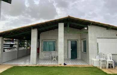 Imagem: A casa possui 4 Dormitórios, 4 Banheiros e está localizado