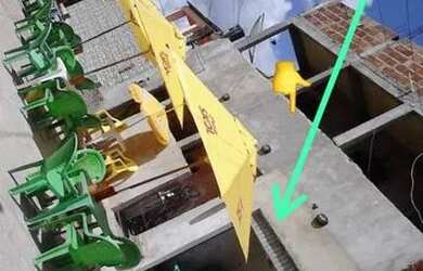 Imagem: A casa possui 2 Dormitórios, 1 Banheiro e está localizado