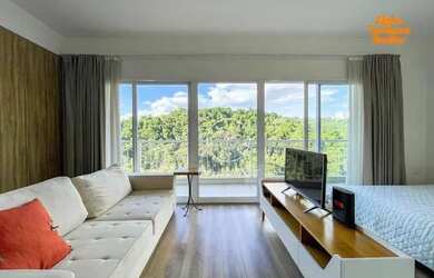 Imagem: O apartamento possui 1 Dormitório, 2 Banheiros, 1 Vaga na garagem