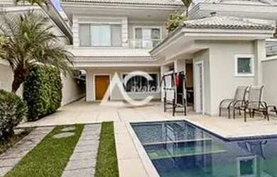 Imagem: A casa em condomínio possui 4 Dormitórios, 5 Banheiros, 4