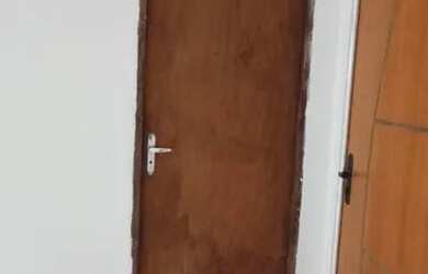 Imagem: A casa em condomínio possui 2 Dormitórios, 1 Banheiro e está