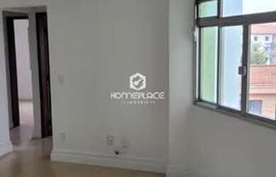 Imagem: O apartamento possui 3 Dormitórios, 1 Banheiro, 2 Vagas na