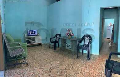 Imagem: A casa possui 4 Dormitórios, 2 Banheiros, 125m² de Área e