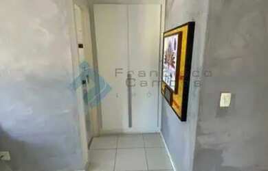 Imagem: O studio possui 1 Dormitório, 2 Banheiros, 2 Vagas na garagem