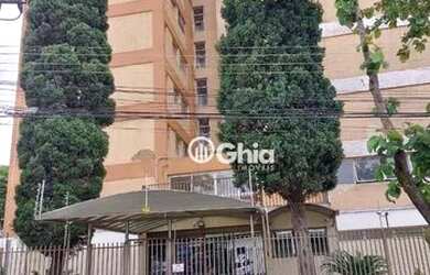 Imagem: O apartamento possui 3 Dormitórios, 1 Banheiro, 2 Vagas na