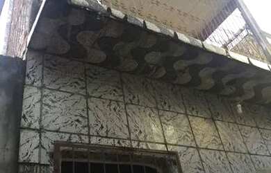 Imagem: A casa possui 2 Dormitórios, 2 Banheiros, 1 Vaga na garagem