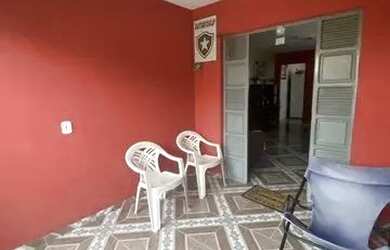 Imagem: A casa possui 2 Dormitórios, 1 Banheiro e 70m² de Área e