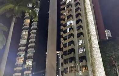 Imagem: O apartamento possui 1 Dormitório, 1 Banheiro, 1 Vaga na garagem