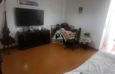 Imagem 5: Excelente apartamento de 61m² de frente, claro e arejado no Flamengo....