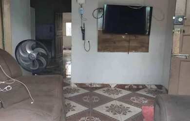 Imagem: A casa possui 2 Dormitórios, 1 Banheiro, 60m² de Área e