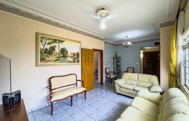 Imagem: Casa sobrado de 281m² com 05 quartos sendo 02 suítes á venda